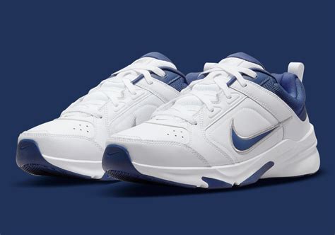 hannover nike air monarch iv|Nike Air Monarch IV women's.